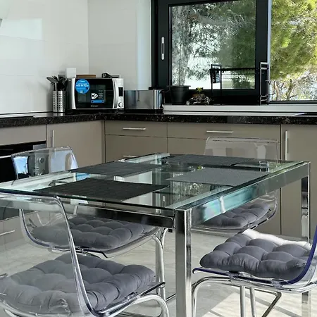 Villa Welcs De Lujo 461 Emp Con Piscina Privada Llança